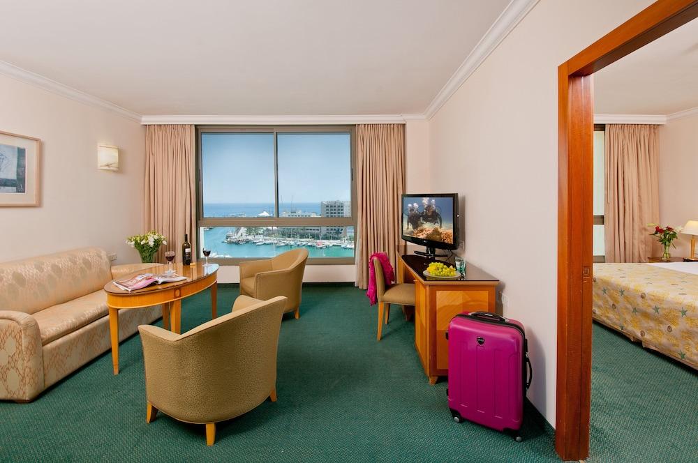 U Magic Palace Ejlat Zewnętrze zdjęcie Suite
