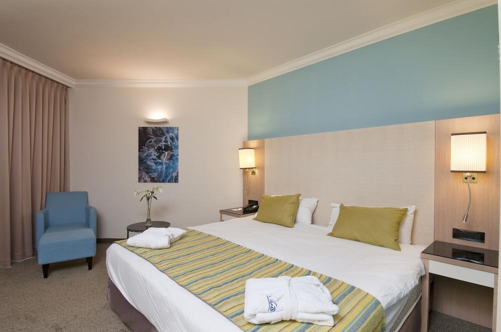 U Magic Palace Ejlat Zewnętrze zdjęcie A room at the hotel