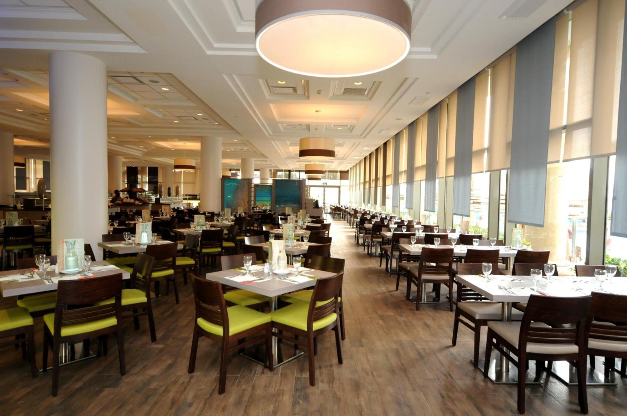 U Magic Palace Ejlat Zewnętrze zdjęcie The restaurant